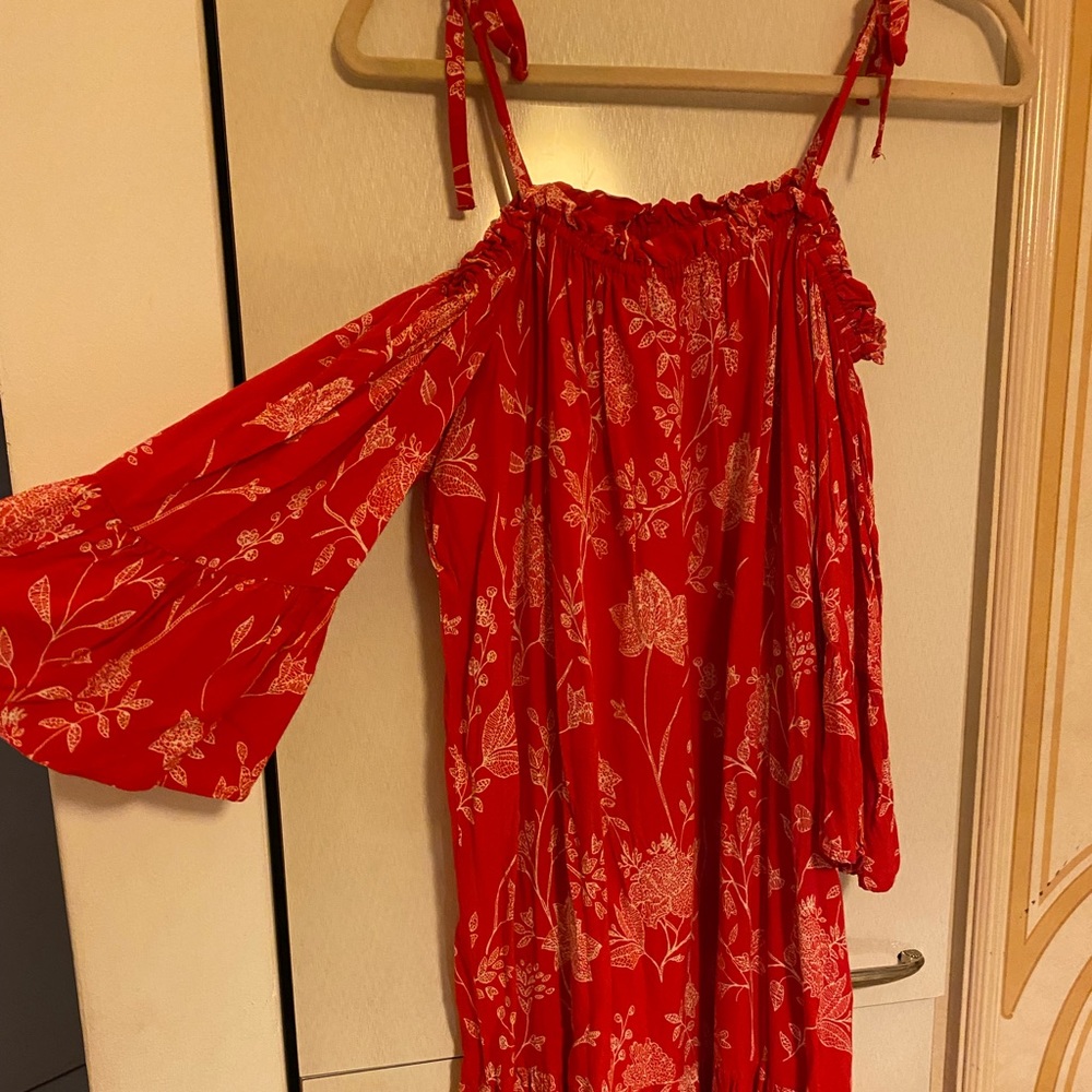 H&M red and white dress with sleeves